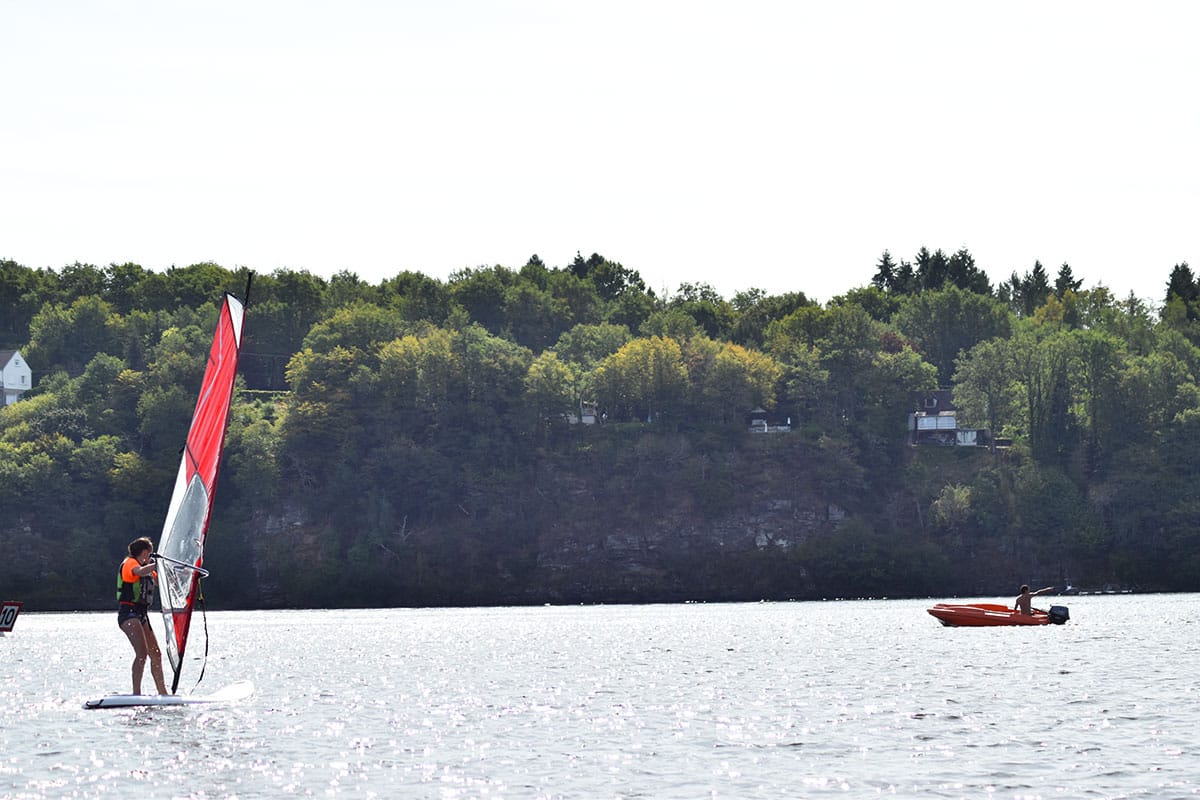 planche à voile BPA lac Eguzon