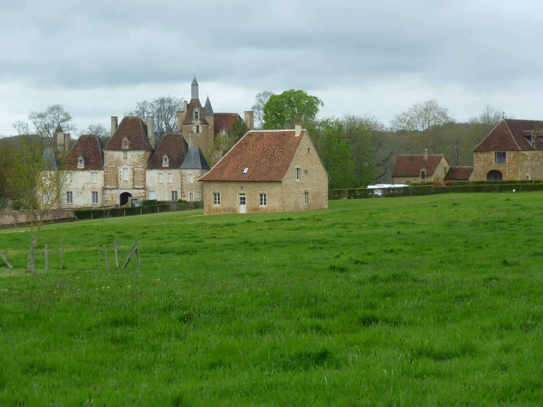 Pommiers-Le-Chatelier