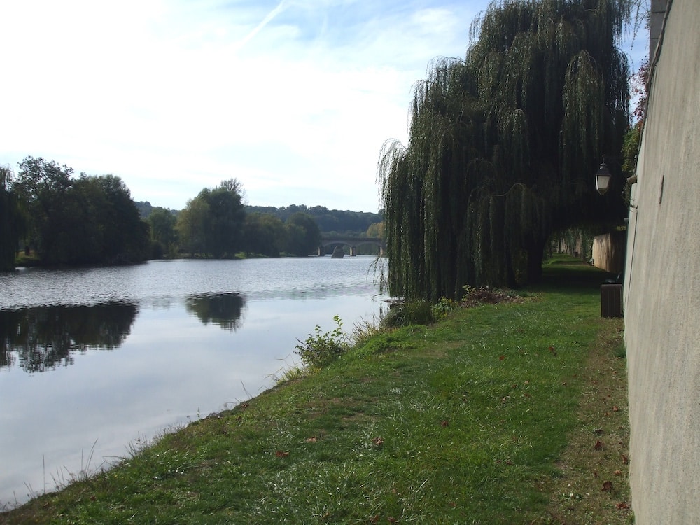 St Gaultier Bords de Creuse et pont voie verte